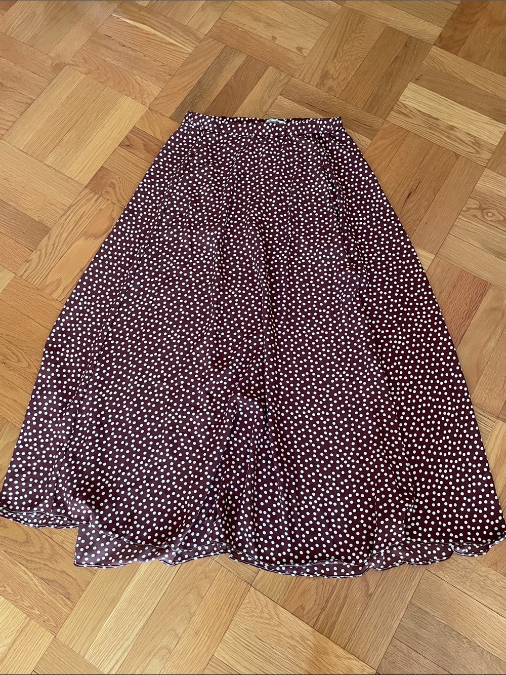 Max Studio Polka Dot Maxi Skirt Size Small NEW no Tag
